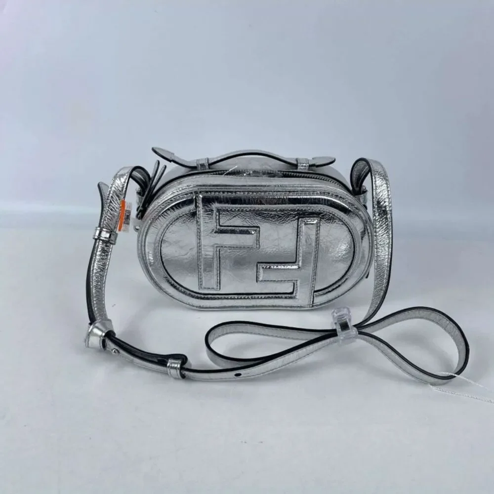 Fendi Women Pre-Loved Bag Very Good Condition - Picture 1 of 9